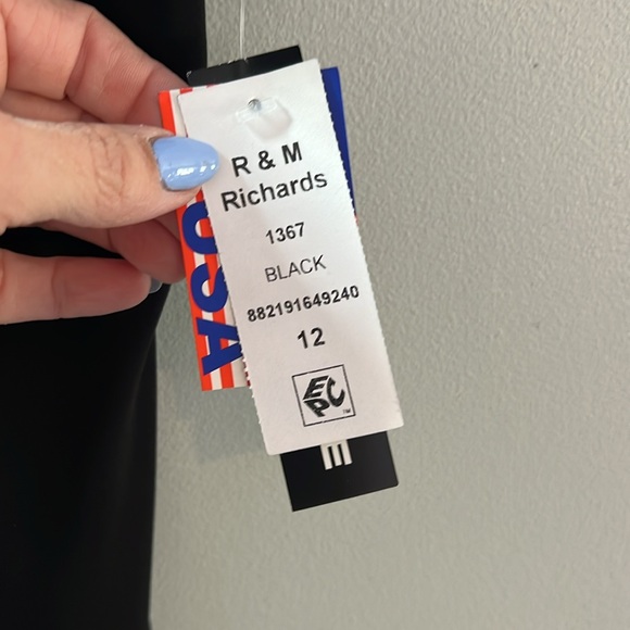 NWT R & M Richards gown, black, 12 - Picture 4 of 7